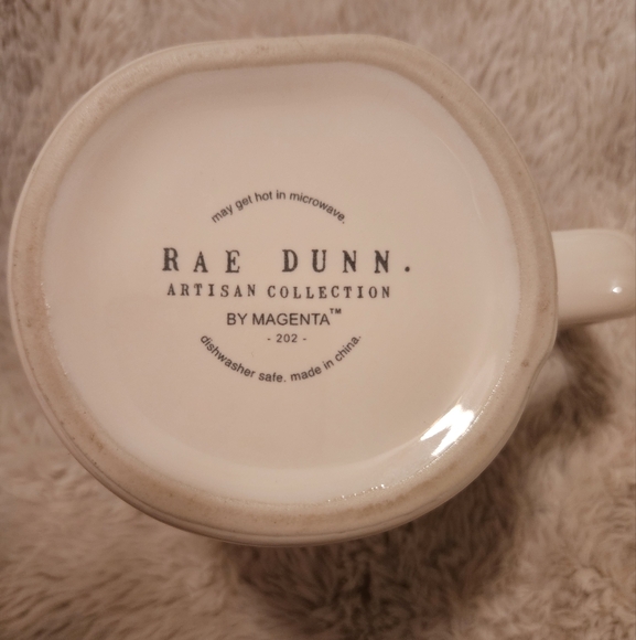 Rae Dunn XOXO Ceramic Mug - Picture 4 of 5